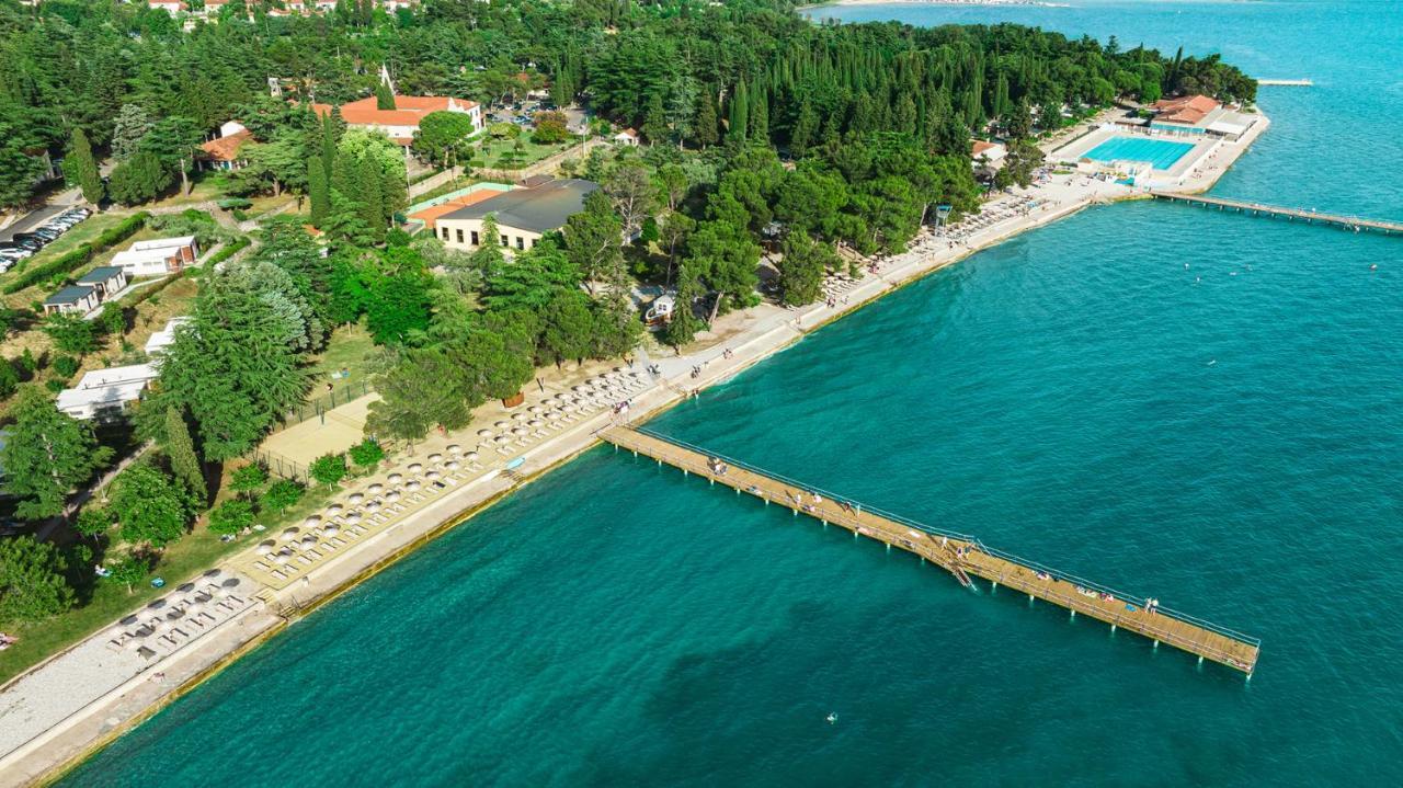 Premium Mobile Homes - Hotel & Resort Adria Ankaran Kültér fotó